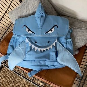 Box we Cute shark backpack for a preschooler